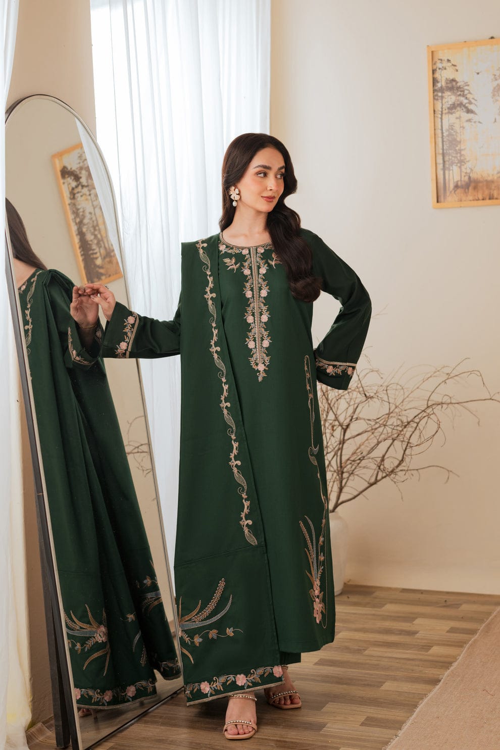 Izel Dark Green Dhanak 3-Piece Suit