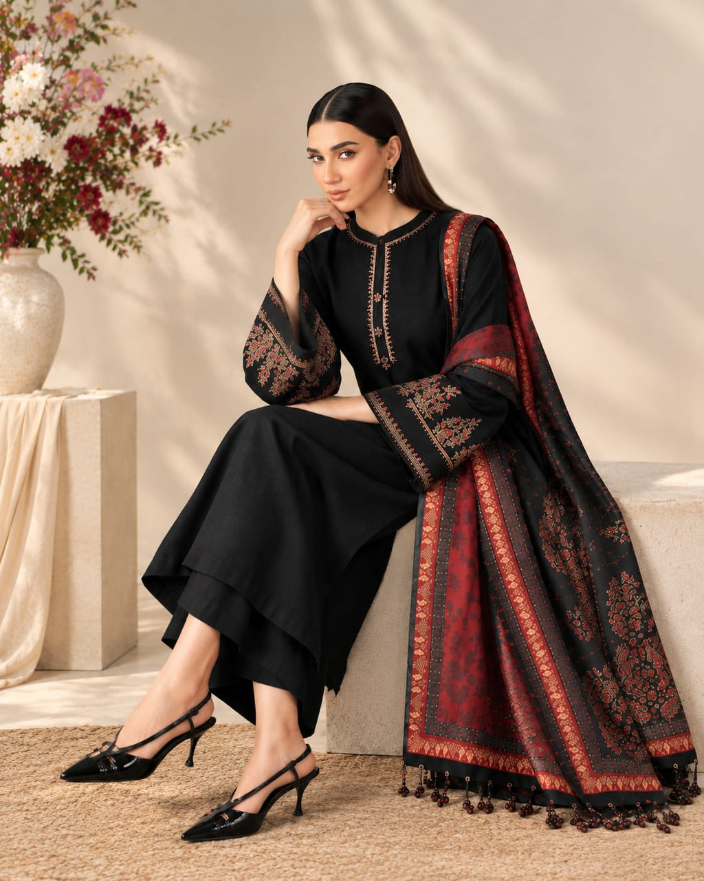 Izel Luxury Dhanak Embroidered 3PC Suit